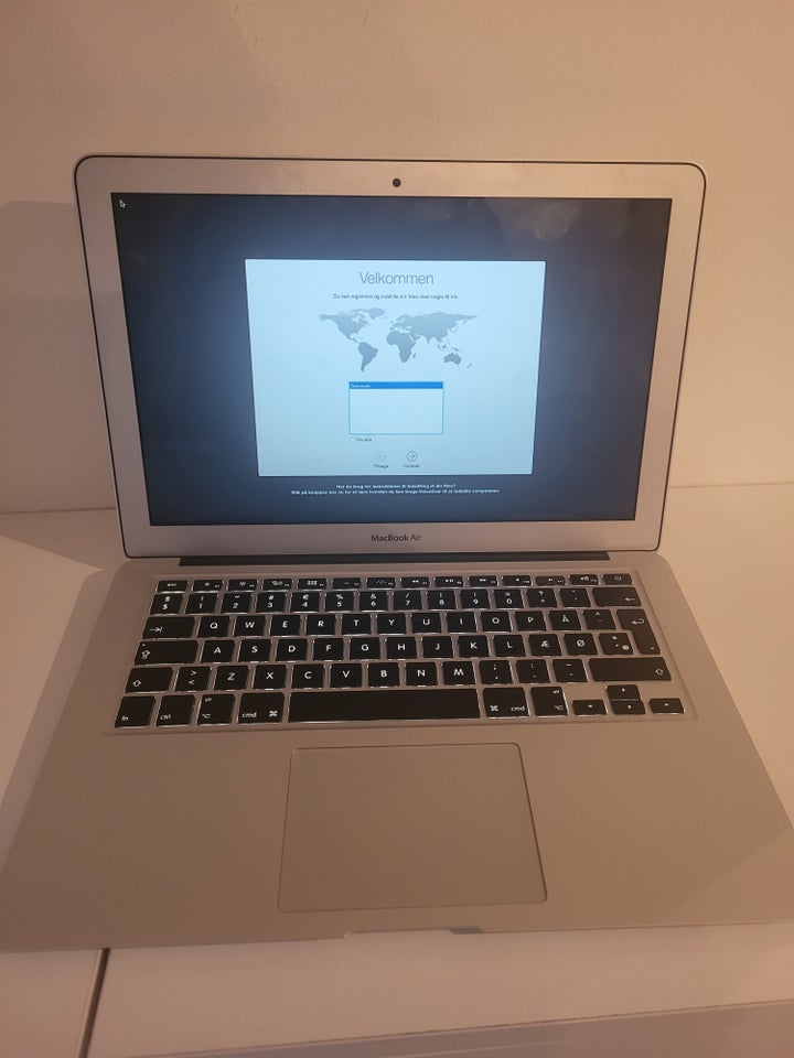 MacBook Air, A1466, 4 GB ram