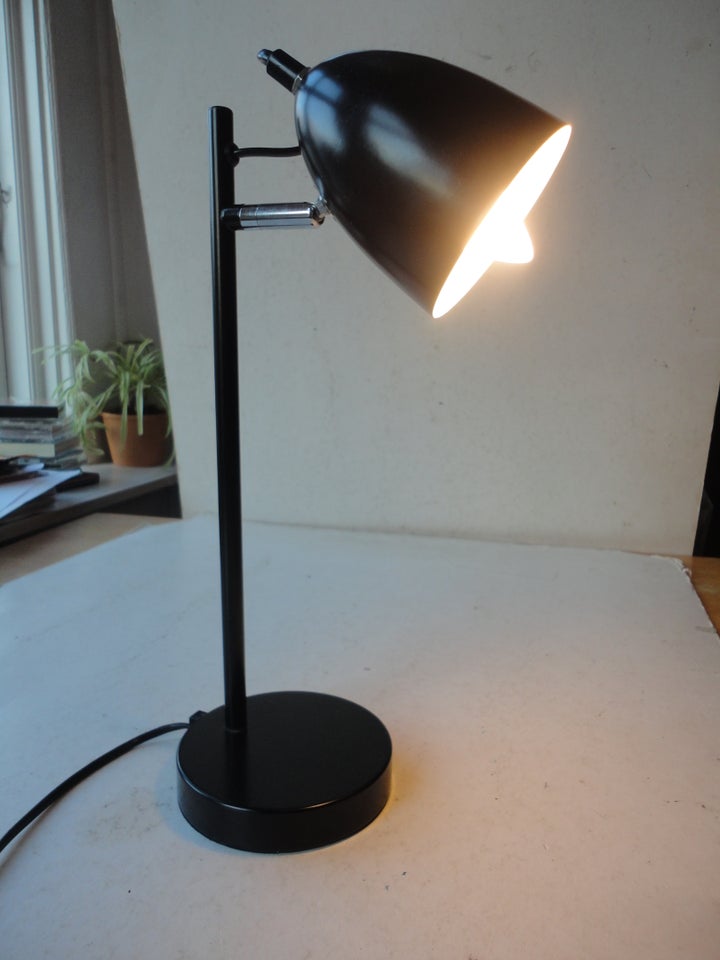 Skrivebordslampe, BORD LAMPE