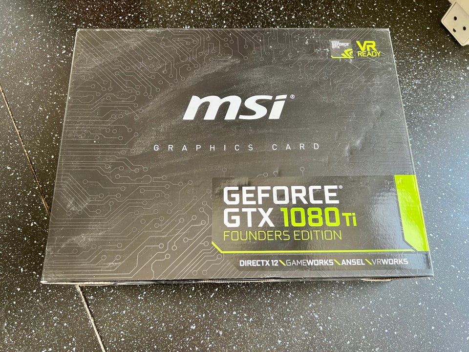 GTX 1080 Ti NVIDIA 11 GB RAM God