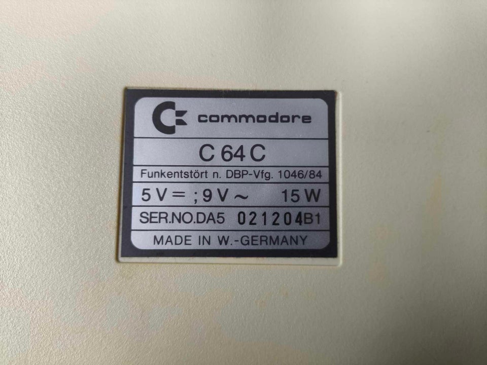 Commodore 64, spillekonsol,