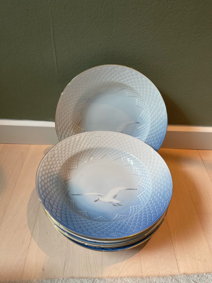 Porcelæn, Dybe tallerkener, Bing