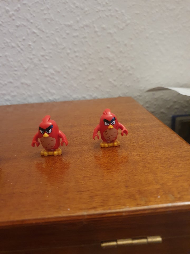 Lego Minifigures Angry birds