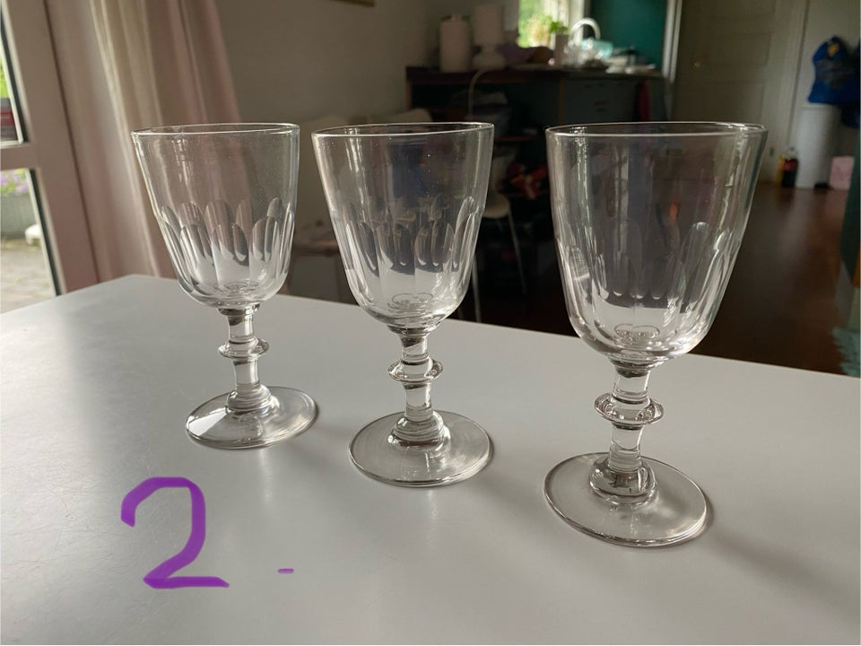 Diverse Christian den 8 glas