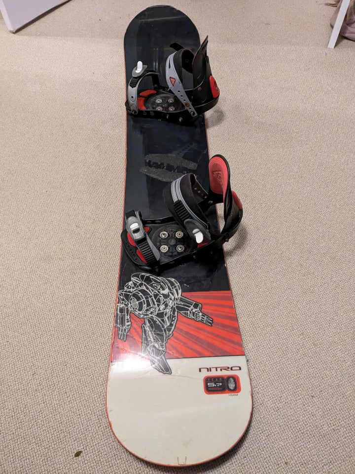 Snowboard, Nitro, str. 158 x 25,5