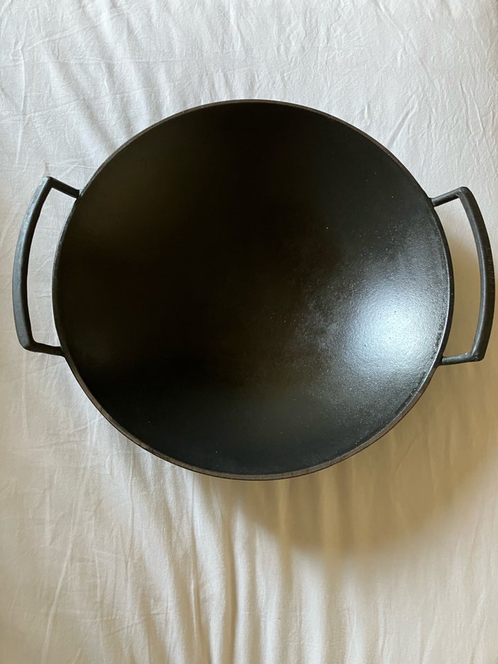 Wok i støbejern, Le Creuset