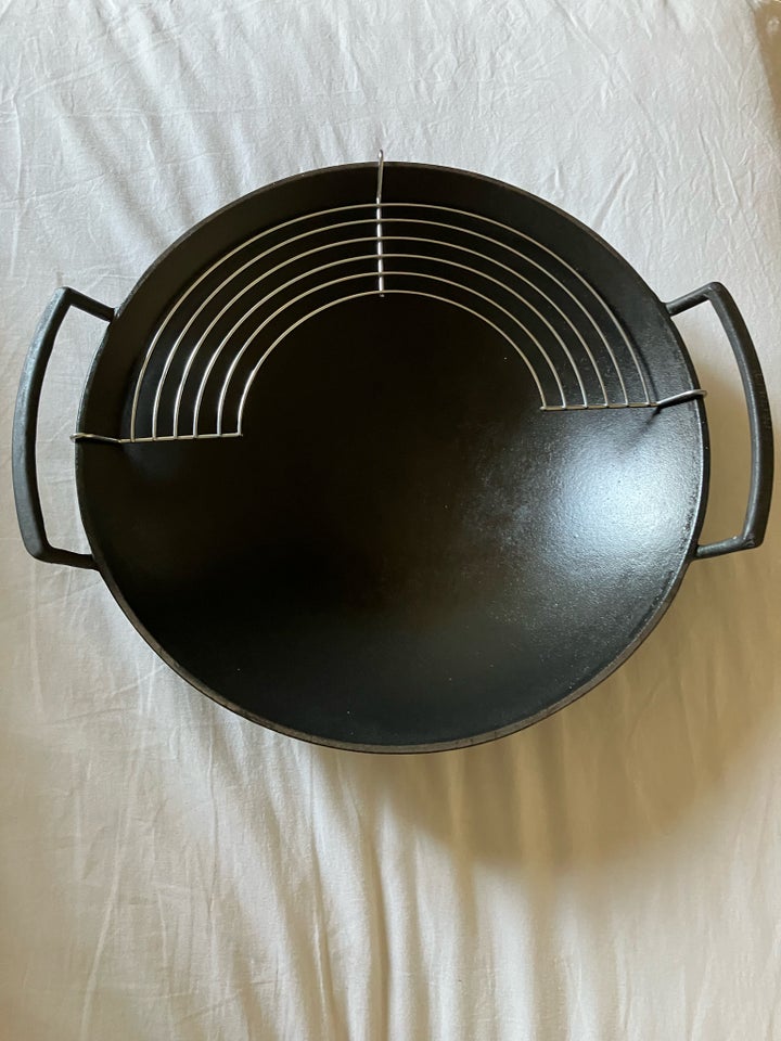 Wok i støbejern, Le Creuset