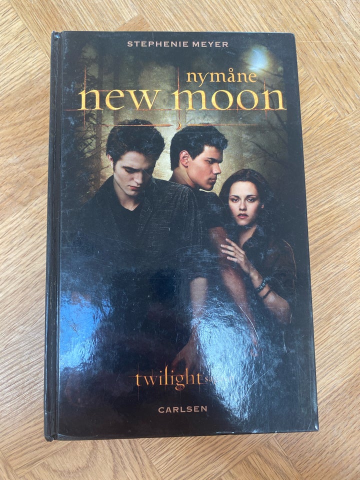 Twilight sagaen, Stephenie Meyer,