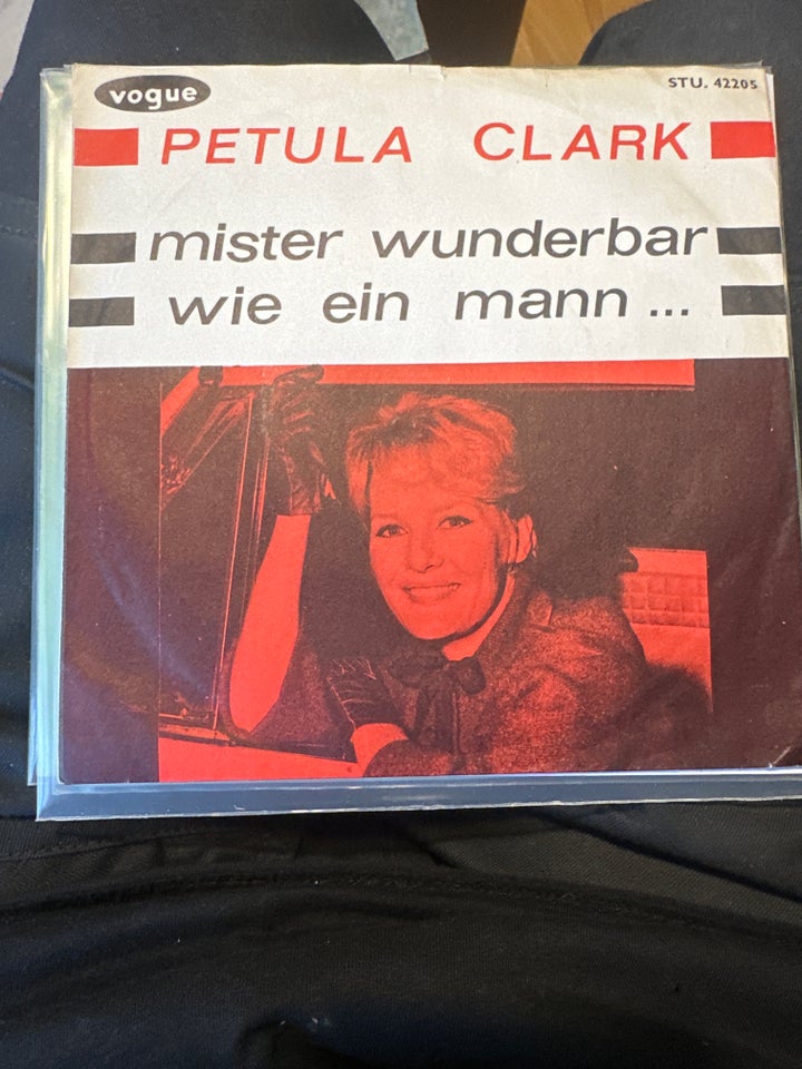 Single, Petula Clark