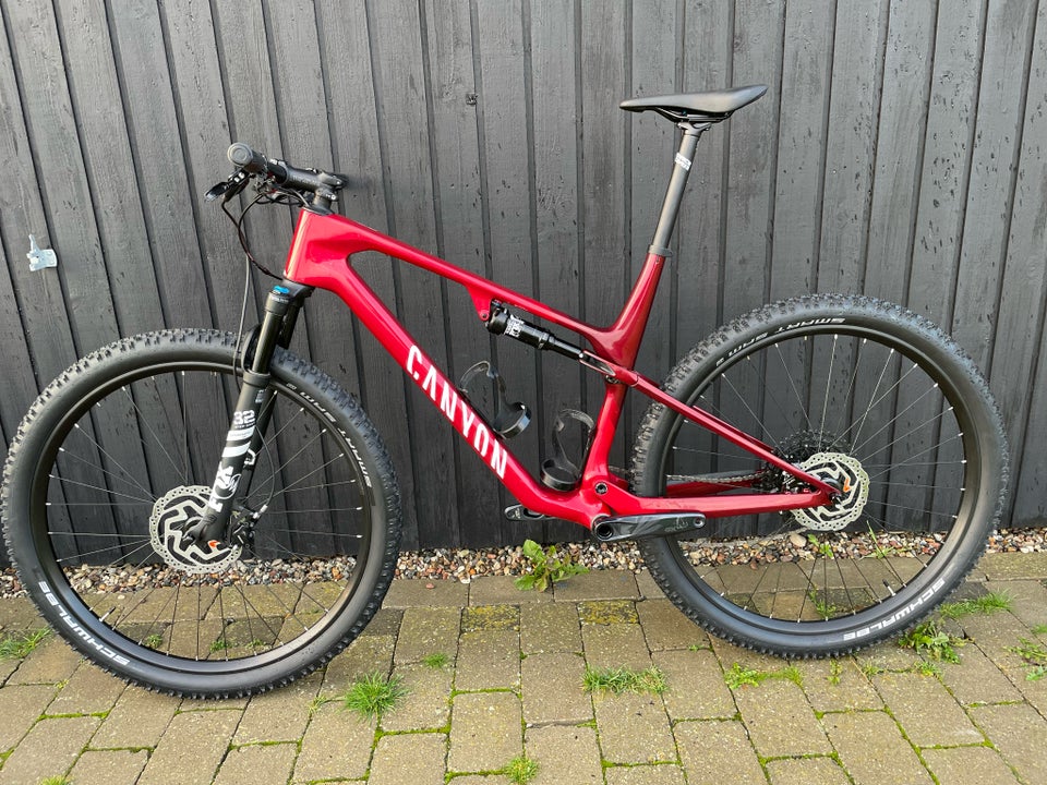 Canyon Lux CF7, full suspension, XL