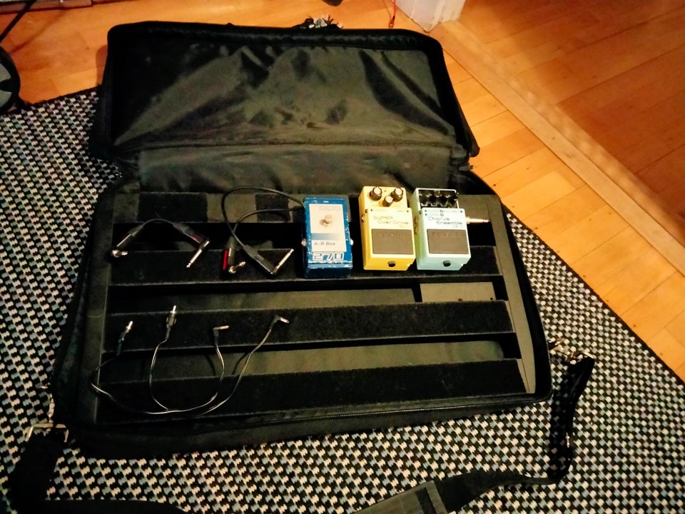 Pedal board, Pedaltrain 2