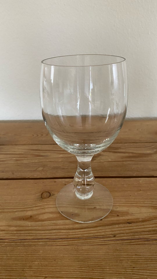 Glas Vinglas  Alma