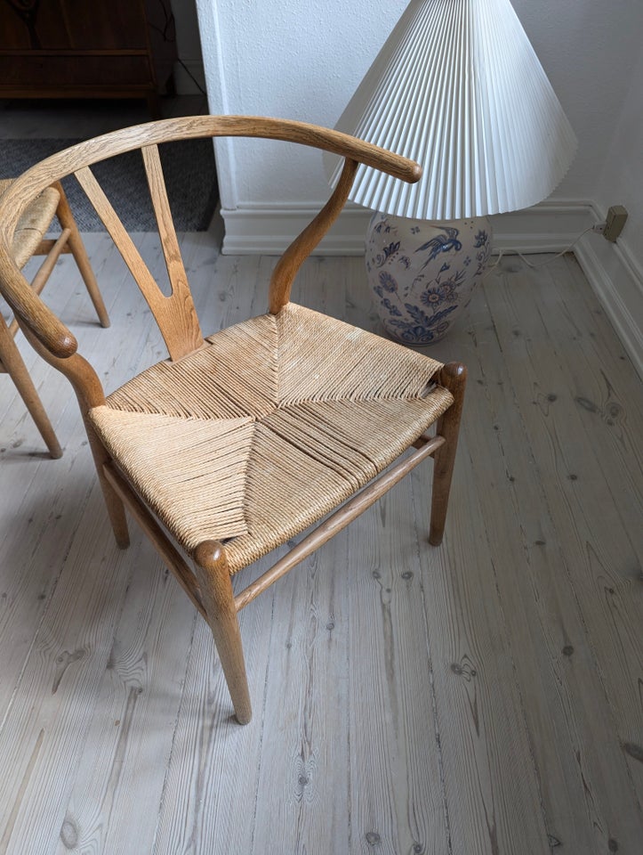 Hans J. Wegner, Y-stol, Stol