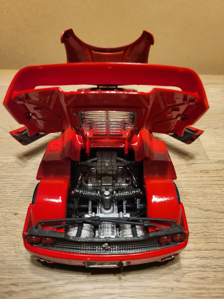 Modelbil, Ferrari F50 1996, skala