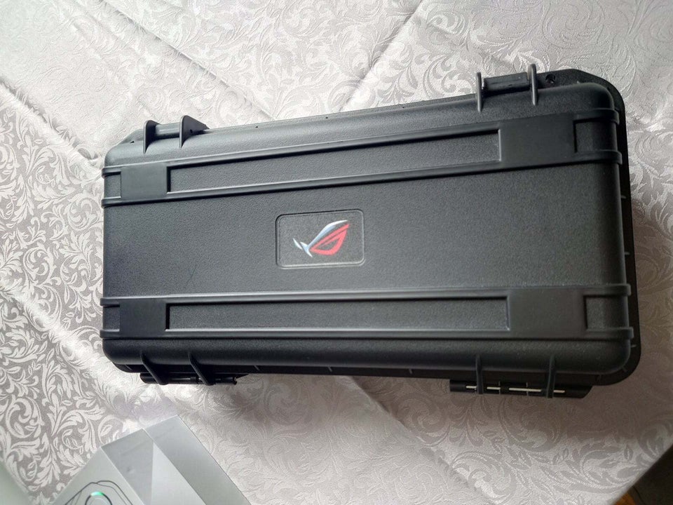 Asus ROG ally Z1 Extreme 