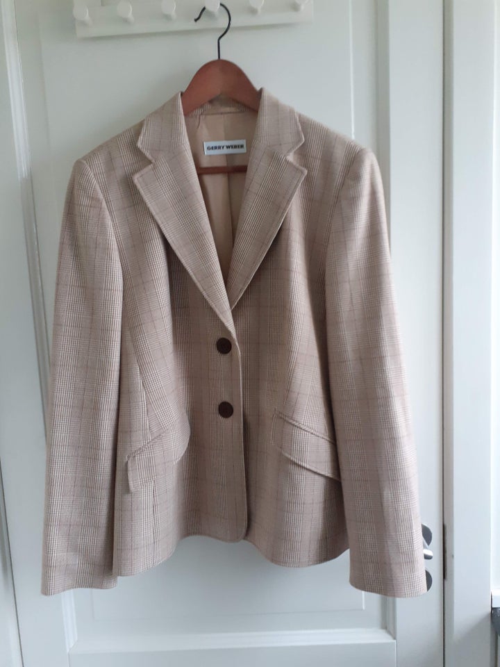 Blazer, str. 40, Gerry Weber