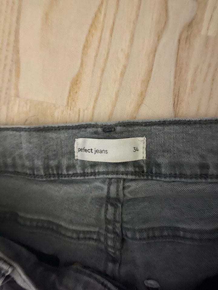 Jeans, Gina Tricot, str. 34