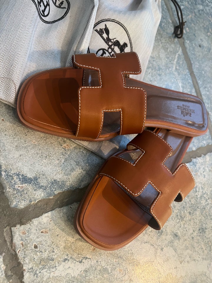 Sandaler, str. 40, Hermes