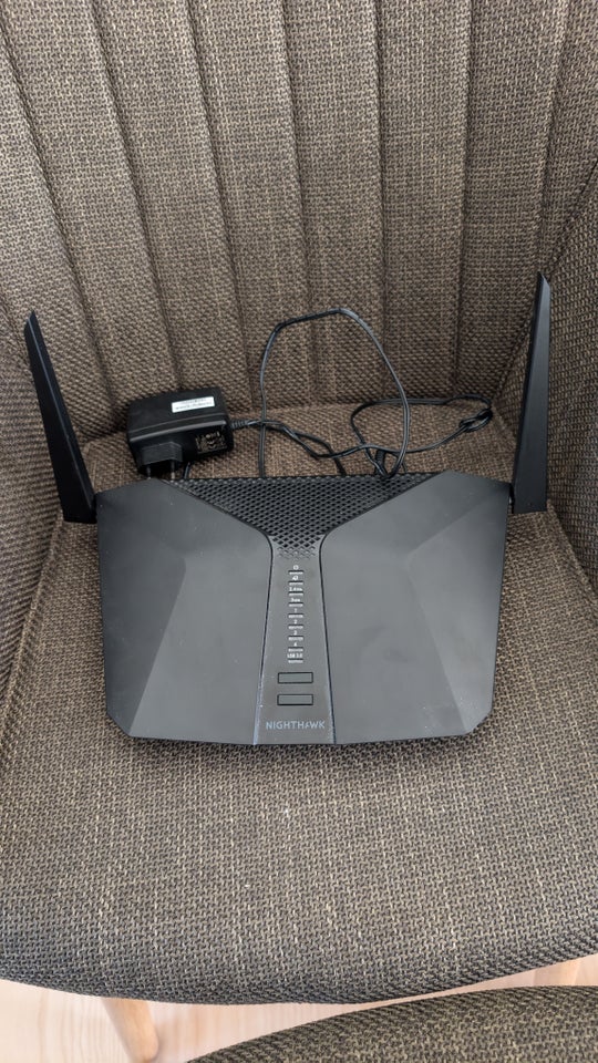 Router, wireless