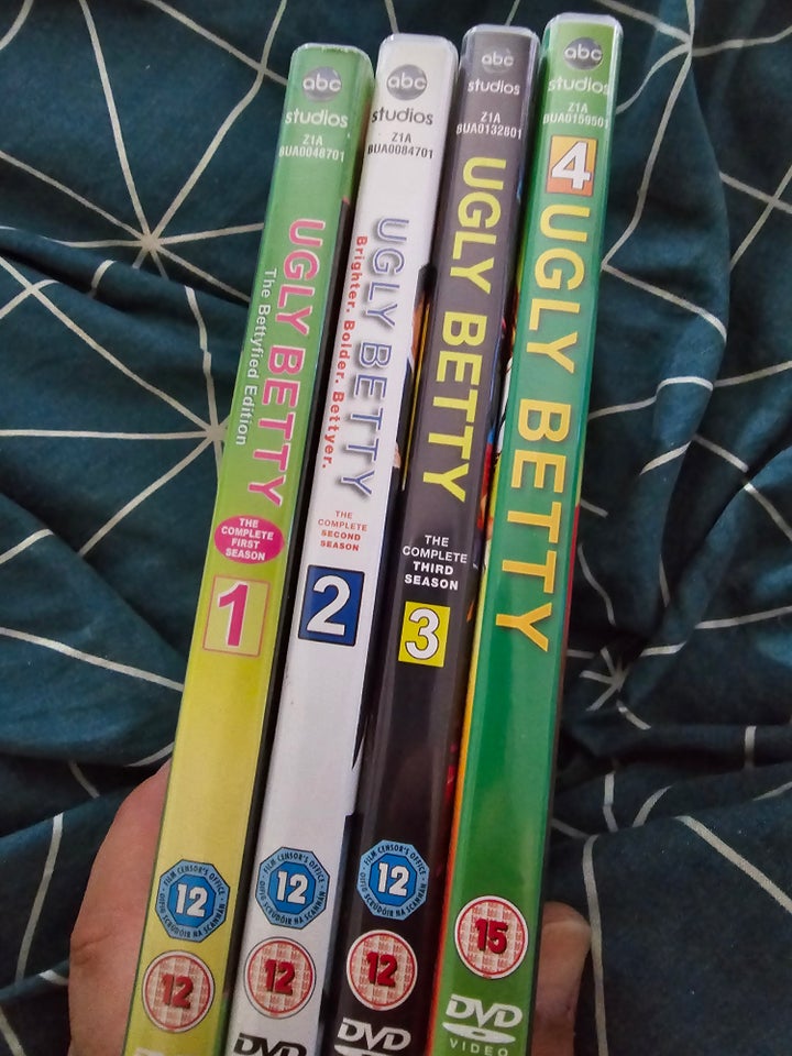 Ugly betty s. 1-4, DVD, TV-serier