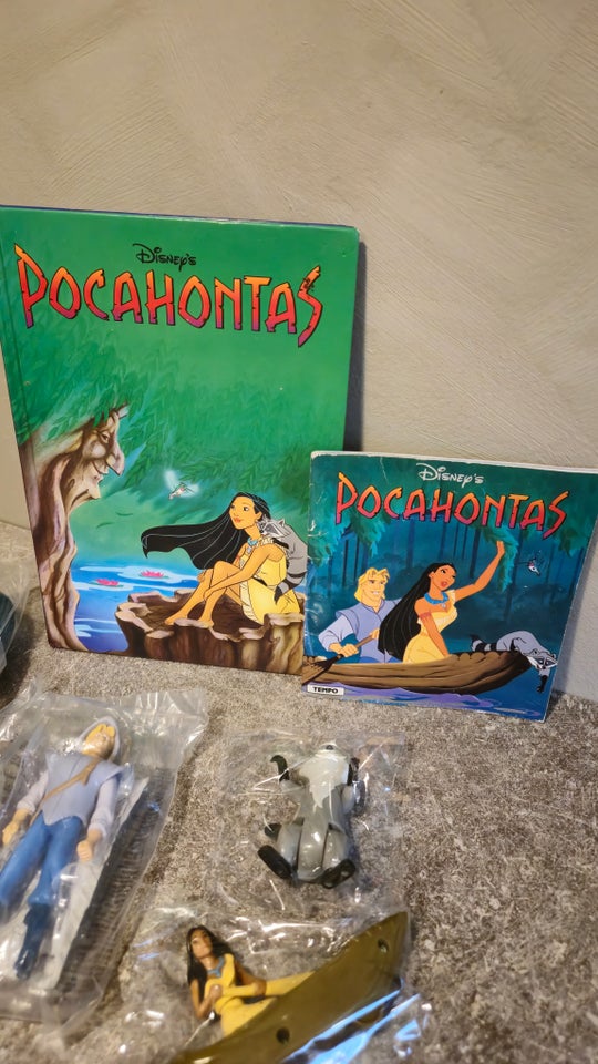 Figurer, Pocahontas, Disney