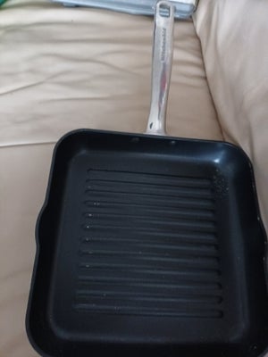 STØBEJERNS GRILL PANDE 27 CM I DIAM