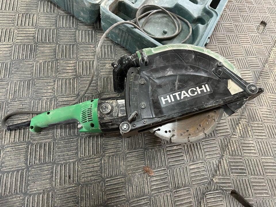 Vinkelsliber, Hitachi