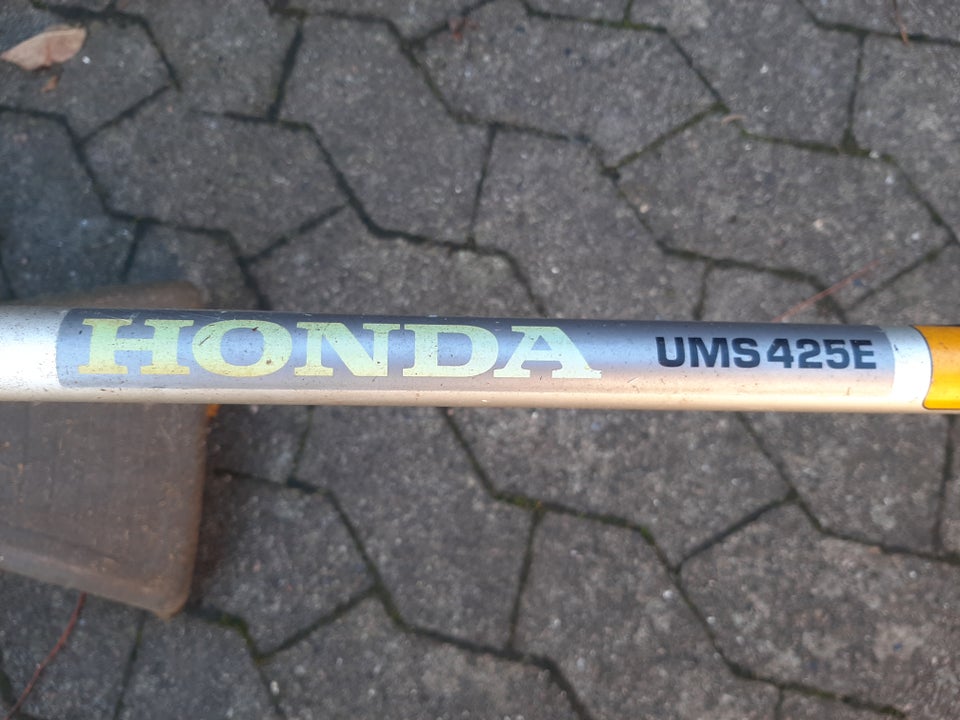 Græstrimmer, Honda ums425e