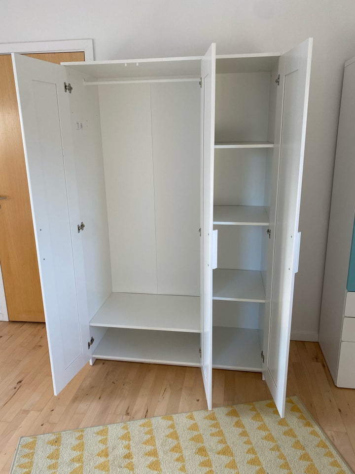 Garderobeskab, IKEA, b: 117 d: 50 h: