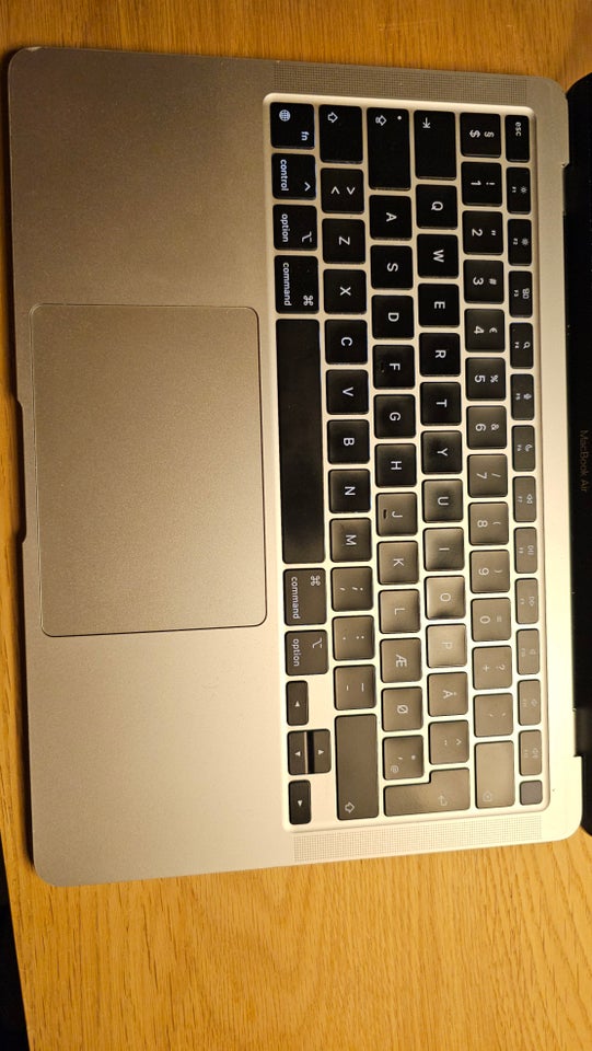 MacBook Air, A2337, M1 GHz