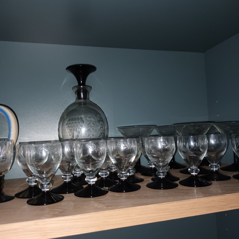 Glas, Glas med karaffel ,