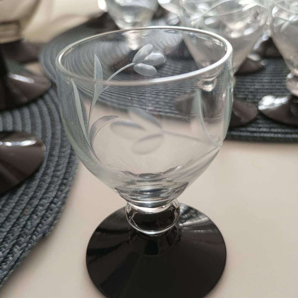 Glas, Glas med karaffel ,