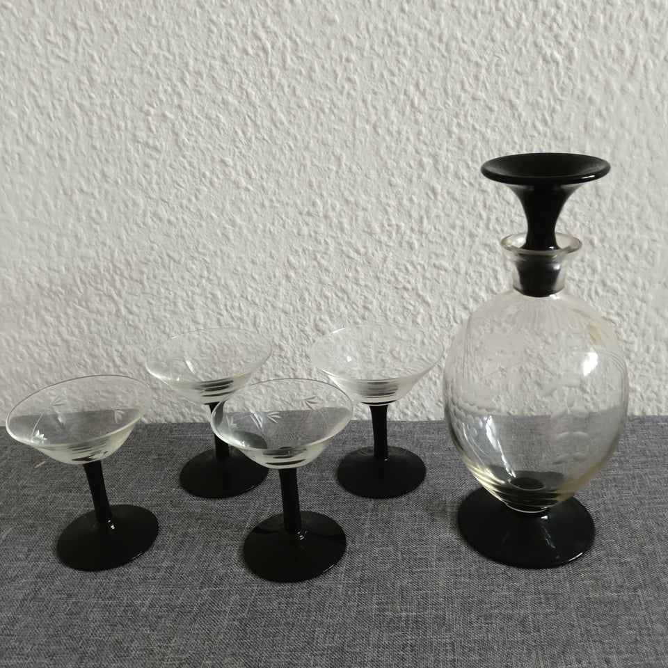 Glas, Glas med karaffel ,