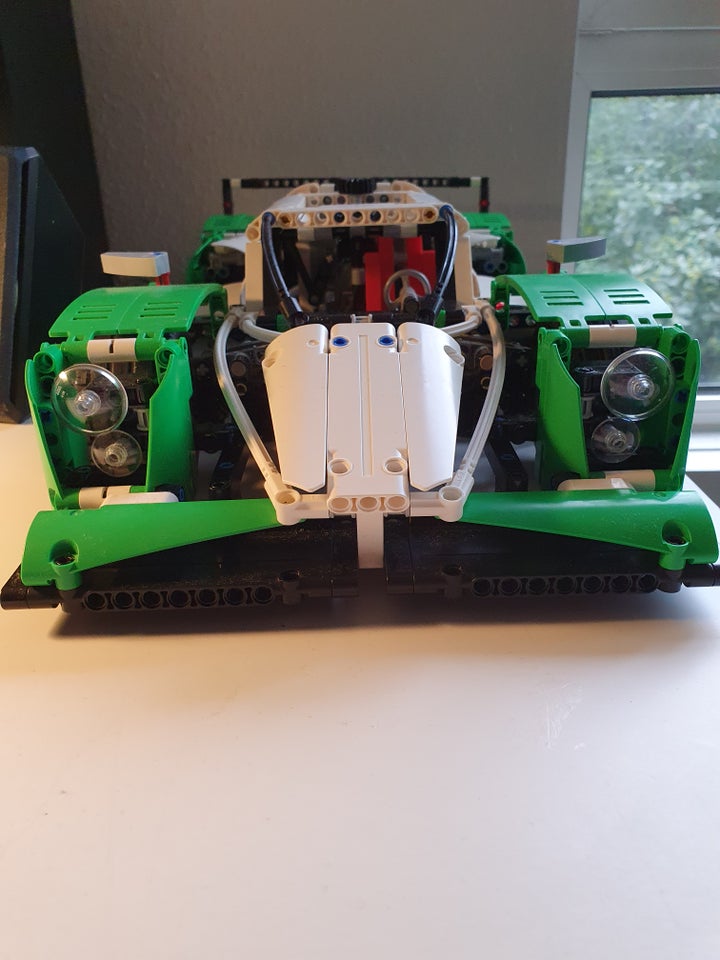 Lego Technic, 42039 24 Hours Race