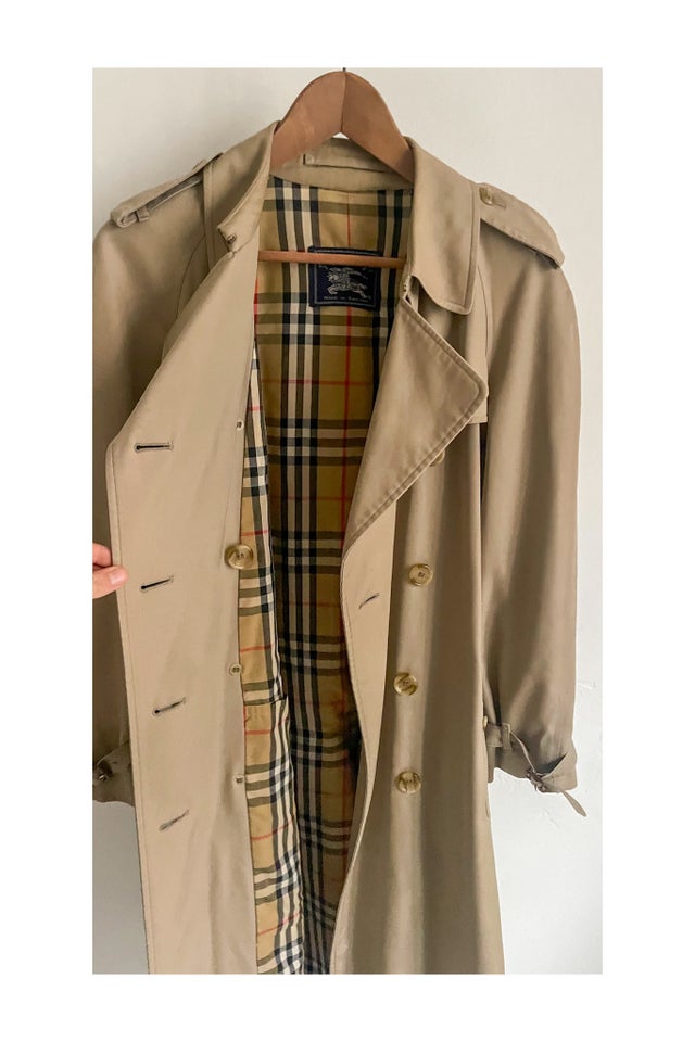 Trenchcoat, str. 40, Burberry