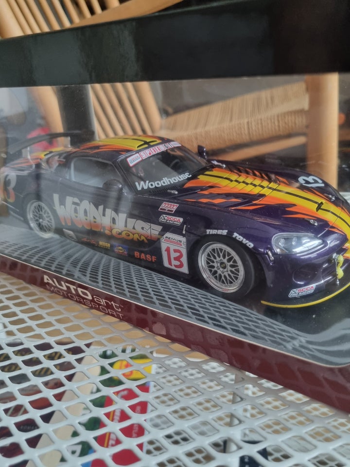 Modelbil, Autoart Dodge Viper,