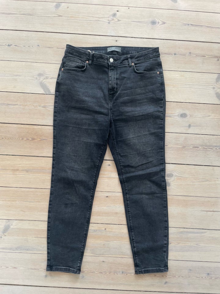 Jeans Primark str 44