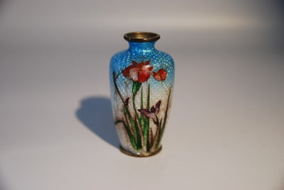 Andet Vase