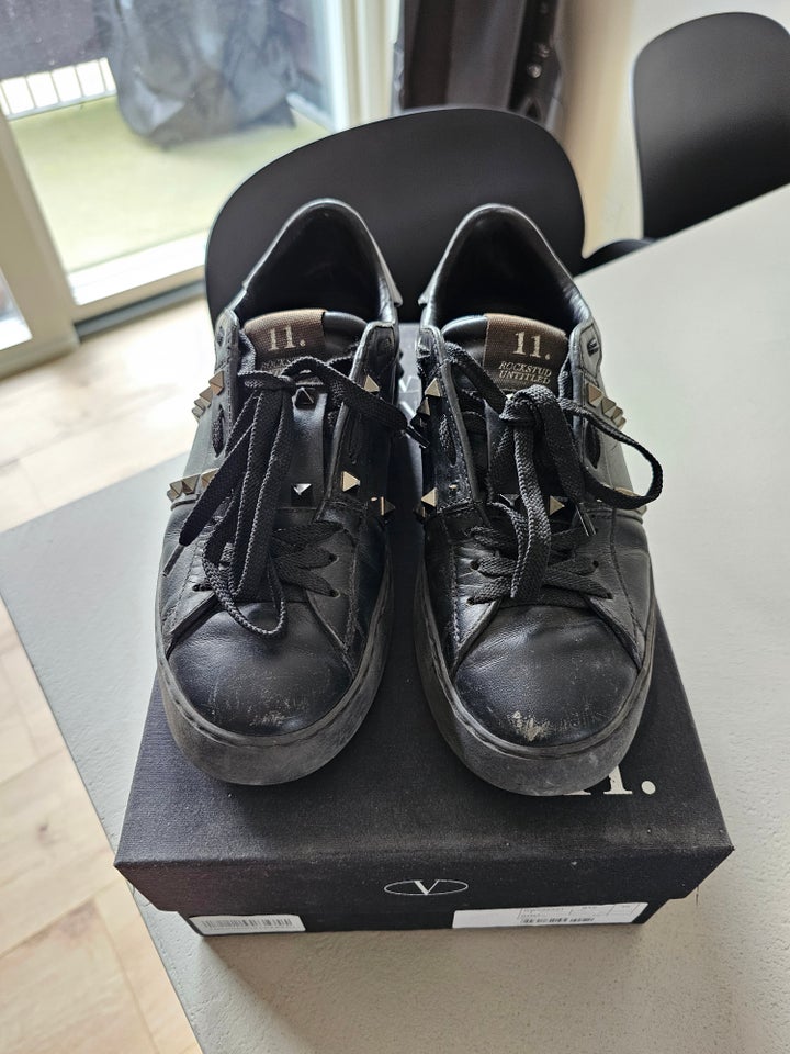 Sneakers, str. 36, Valentino