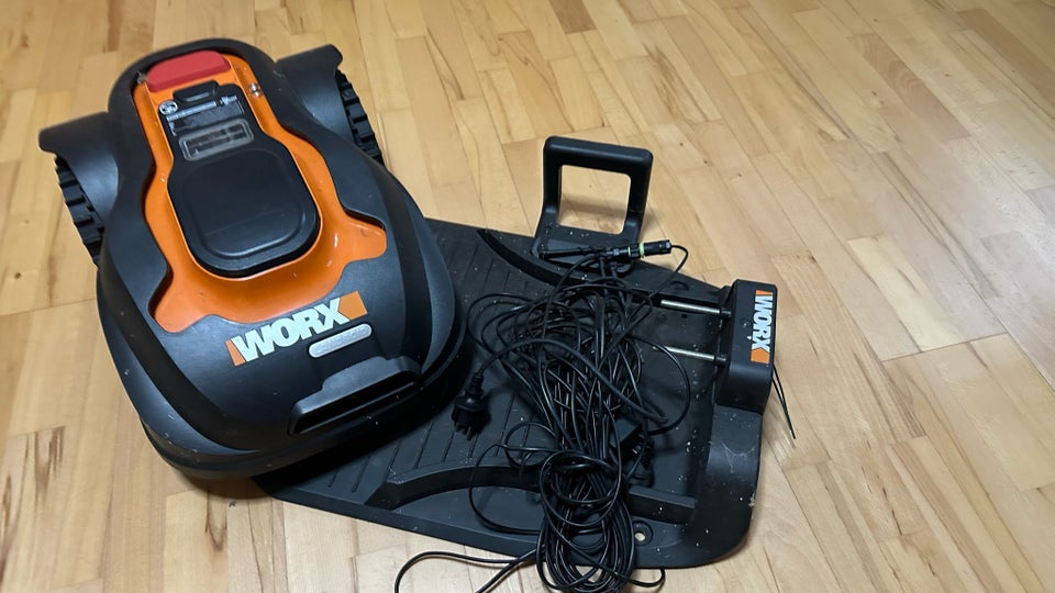 Robotplæneklipper, Worx eg 796e1