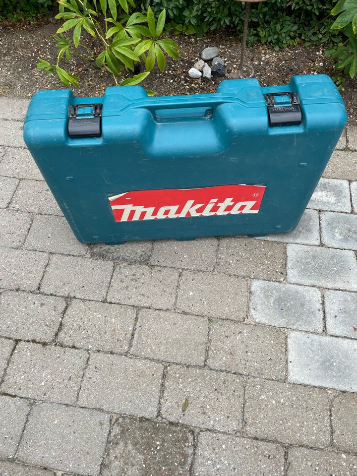 Borehammer Makita HM 1202C