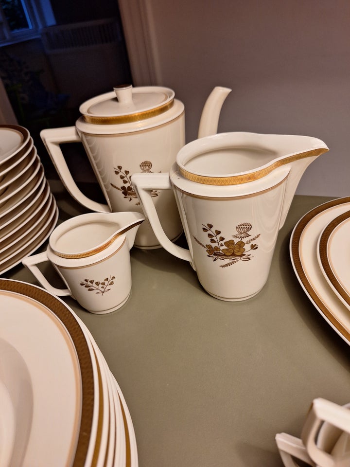 Porcelæn, Spise- og kaffestel,