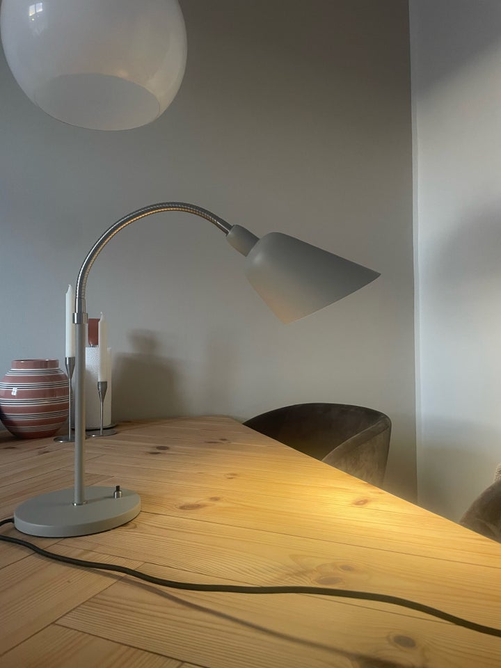 Skrivebordslampe, Arne Jacobsen