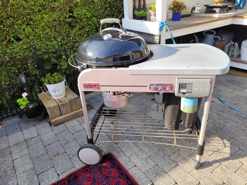 Kuglegrill Weber Performer