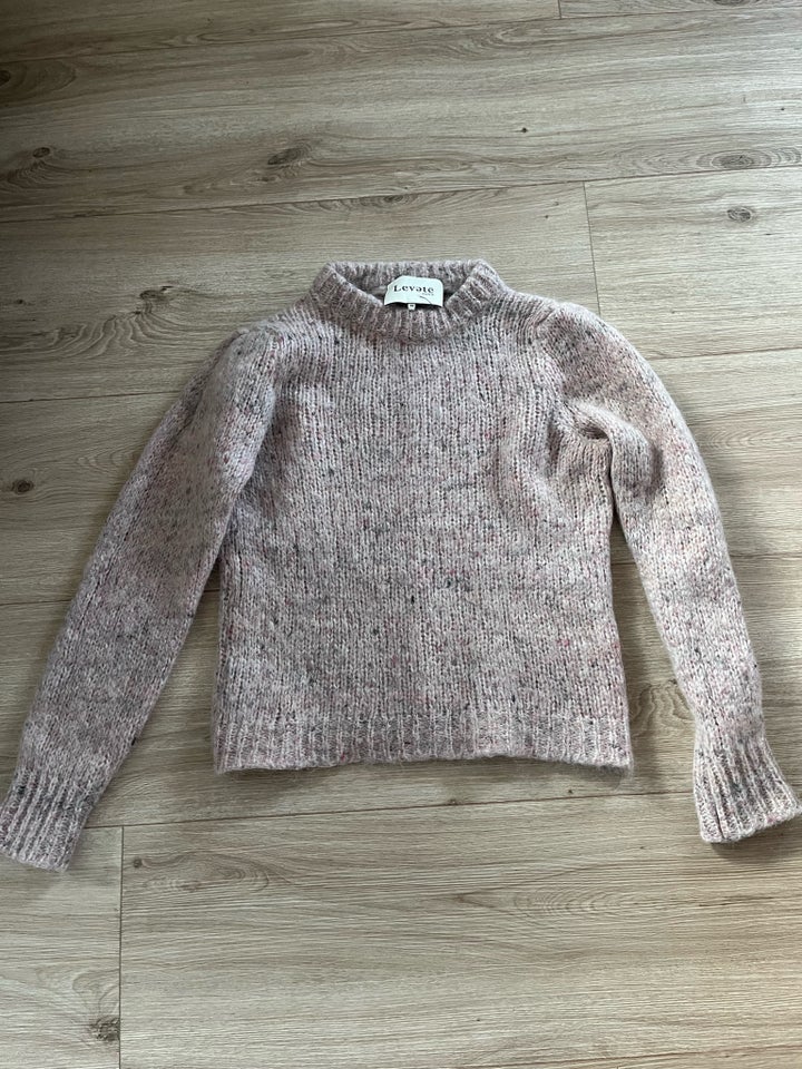 Sweater, Levete, str. 34