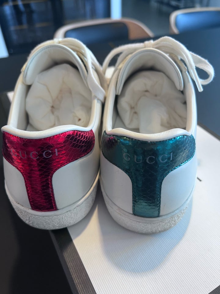 Sneakers, str. 39, Gucci