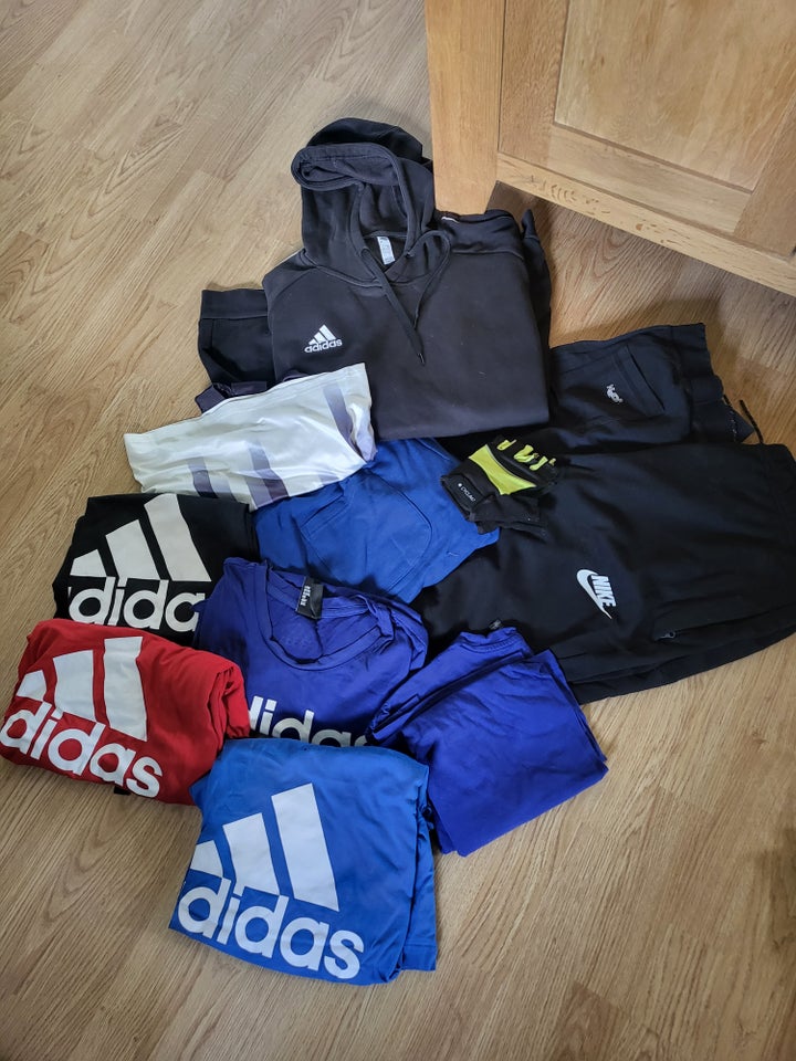 Blandet tøj, Adidas , str. Xl