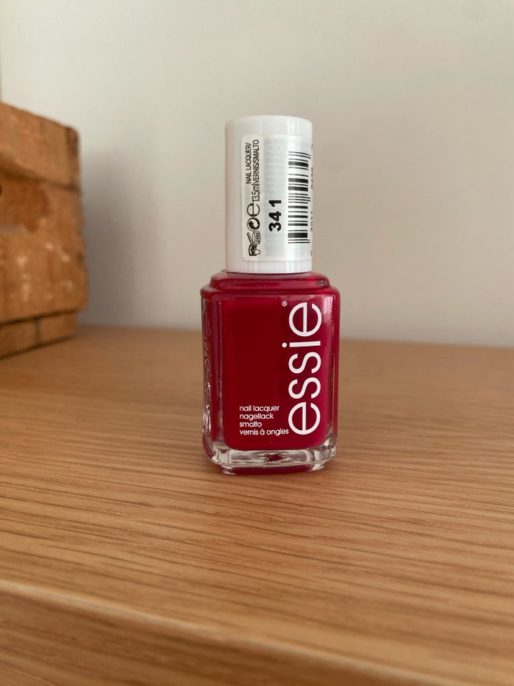 Negle, Neglelak, Essie