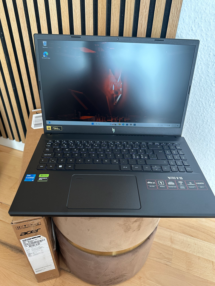 Acer Nitro V15, Core i5-13420H GHz,