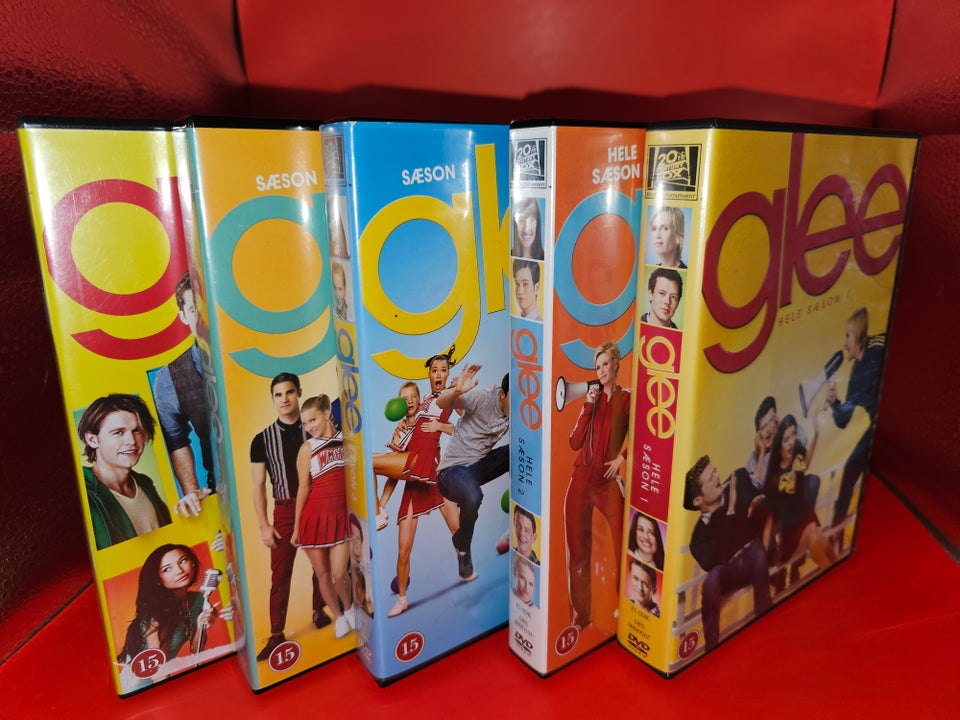 5 sæsoner af Glee, DVD, TV-serier