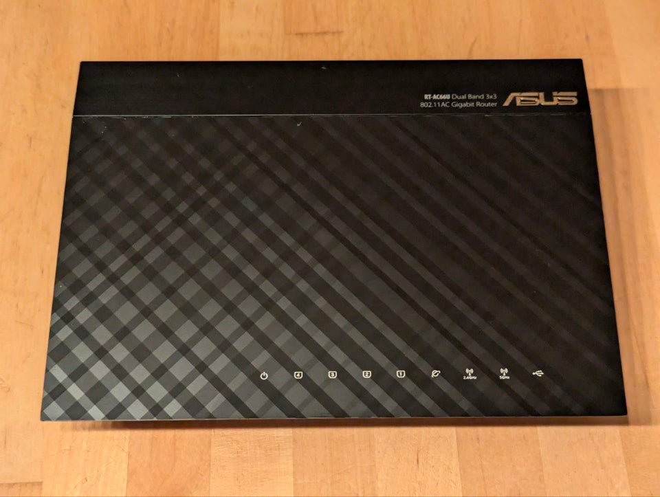 Router, Asus RT-AC66U Dual Band